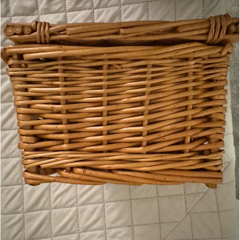 Wicker basket with handle, 10 x 6 1/2 - Picture 13 of 16